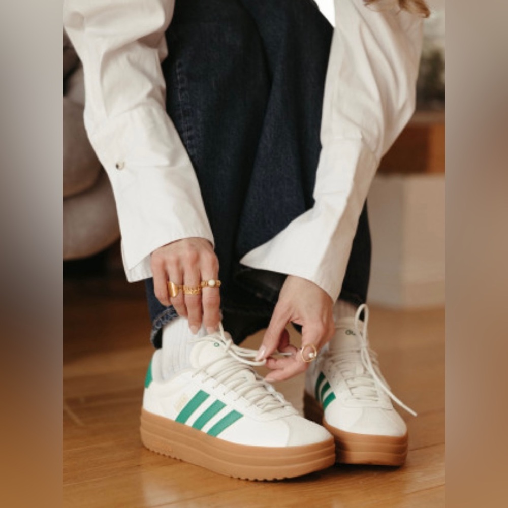 Adidas VL Court Bold White Court Green Gum Women’s Shoes Size 8.5